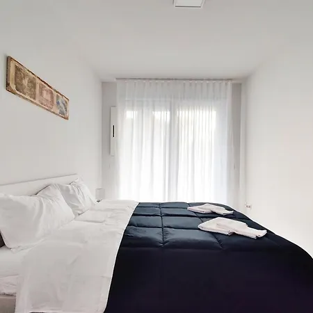 Apartmán Longuelo Living One - Business Elegance & Hospital *