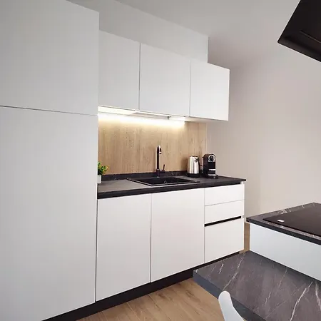 Longuelo Living One - Business Elegance & Hospital Apartmán *